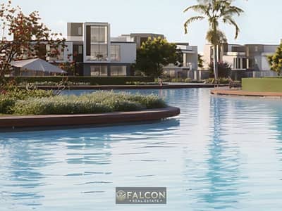 For sale, a townhouse villa with a down payment of one million, prime location in La Vista El Patio, Sixth Settlement