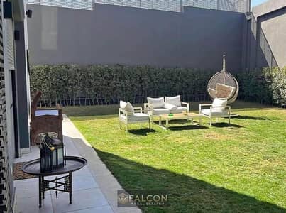 فيلا بتشطيب كامل للبيع تقسيط 15 سنة بفيو خيالي على Landscape برايم لوكيشن بالقرب من اكتر محور رئيسي  بجوار Sodic و الجمال