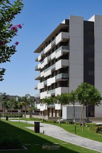 135 sqm apartment, ready for immediate delivery, in Al Burouj—the most prime compound in Al Sherouk—located next to the New Administrative Capital.