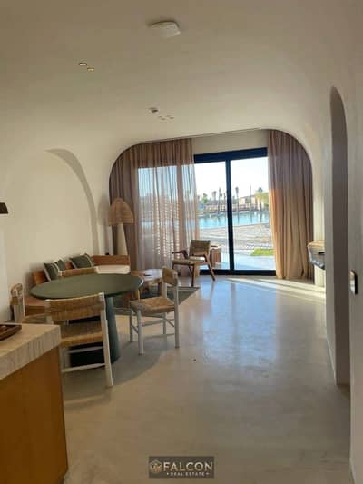 Chalet for sale in Zoya (Ghazala Bay, Sidi Abdel Rahman)—ready for viewing and available at the best market price. Features 2 bedrooms and a lagoon vi
