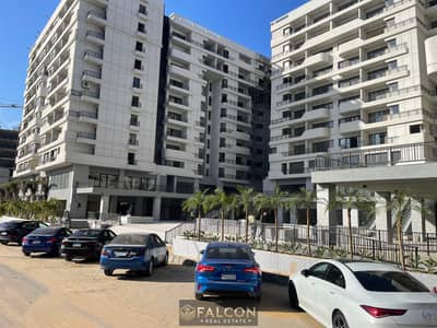 For sale: Cafe with immediate occupancy, directly on the street in Nasr City, next to City Stars Mall, on the main Nozha Street.