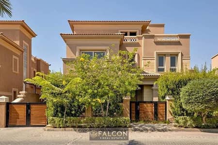 For a quick sale, the price has been reduced.  Corner townhouse for sale  In El Shorouk, opposite Carrefour 1  (/ Prime Location)  redy to movey