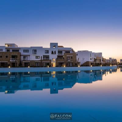 For sale: VIB chalet with lagoon view, 5% down payment, fully finished with air conditioning and kitchen, minutes from the marina and downtown in the