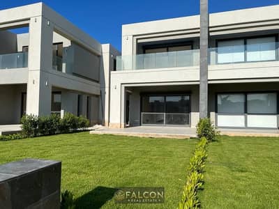 For sale: Chalet with a roof terrace, ready for immediate occupancy, boasting a stunning sea view. Fully finished, located in the heart of the North C