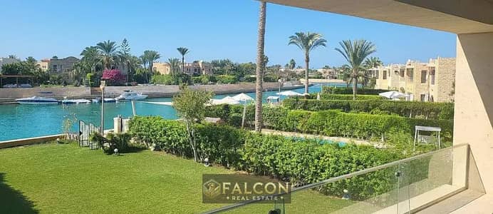 باقل سعر في العلمين شاليه في مارينا 8 بفيو عظيم خطوات علي البحر وسط  الكريستال لاجون دقائق من مراسي و الحي اللاتيني الساحل الشمالي Marina8 North Coast