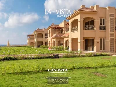 علي البحر !! فيلا بجاردن خاصة استلام فوري من لافيستا تشطيب سوبر لوكس - راس الحكمة الساحل الشمالي LAVISTA NORTH COAST