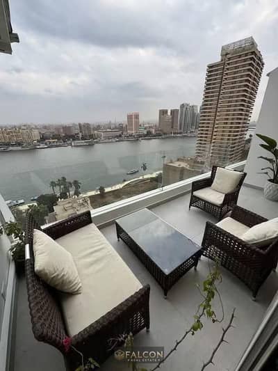 Furnished apartment for sale overlooking the Nile, finished with air conditioning and appliances, on the Maadi Corniche, minutes from Zamalek.