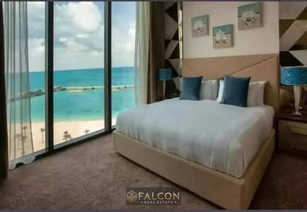 للبيه شاليه بفيو بحري صف اول بحر اميز ليوكيشن في مارينا  The island ومنطقة لسان الوزراء بجوار العلمين