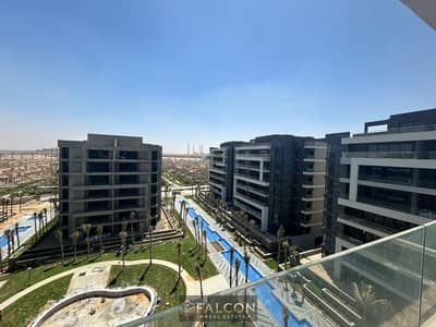 بخصم 20% استلم فوري شقه بنتهاوس جاهزه للمعيشه في قلب الجولدن سكوير في تقاطع ال90 الشمالي بال90 الجنوبي في التجمع الخامس