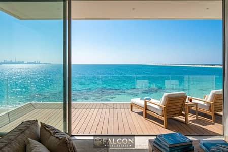 Move in and enjoy a beachfront property next to the Rixos Hotel in El Alamein. Immediate occupancy, fully furnished and equipped, ready to go. The cha