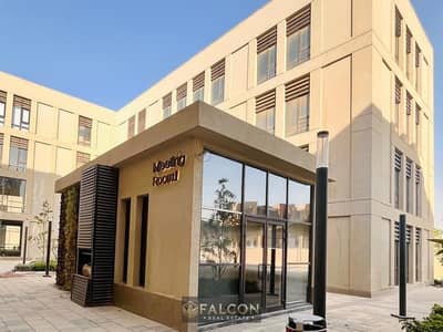 مكتب جاهز - استلام فوري 118 متر , دقائق من الجولدن اسكوير  Marakez D5 MindHous التجمع الخامس ديستركت 5 , 8 دقائق فقط من AUC بالتقسيط