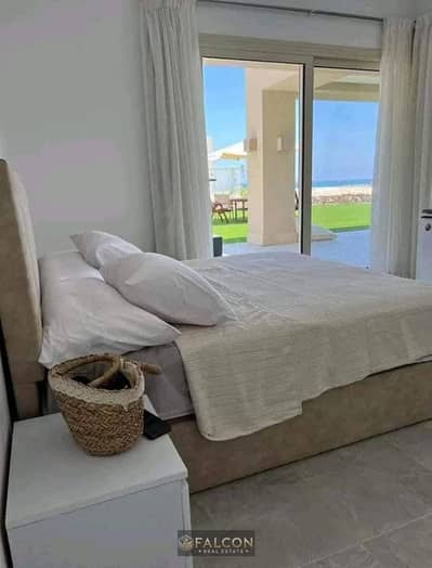 Chalet at the lowest price per meter, last unit on the beach, less than 200 sq m. Cash discount available. Ready for viewing in Aroma Village, Ain Sok