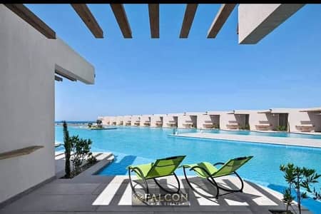 Chalet for sale VIP (ready) directly on the sea in Direction White