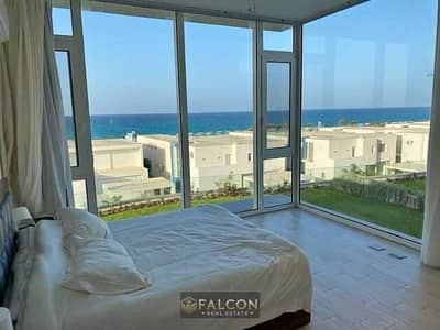 شالية للبيع sea view وبرايم لوكيشن في قريه جاهزه ومبنيه سور في سور مع ساوس ميد