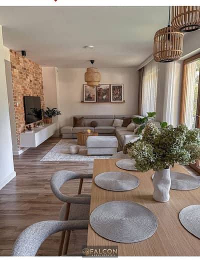 A bargain-priced apartment (fully finished with ACs) for sale in Sodic Valley Compound, Mostakbal City, near The Butterfly Compound,