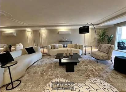 بخصم 25% شقه لقطه بحري صريح على Pool  شقه للبيع في القاهره الجديده التجمع السادس لافيستا الباتيو ريفا Lavista Patio Riva New Cairo