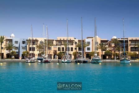 VIP chalet with an open sea view, at the price of a launch, lisan alwiza,  steps from the beach, El Alamein minutes from Marasi and Hacienda.