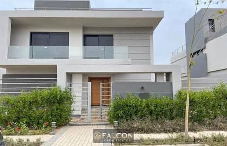 Ready to move villa twin prime location, low price in el patio casa