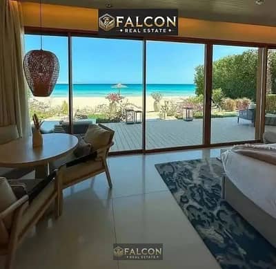 لفتره محدوده خصم 40% بـ شاليه VIP  متشطب High end  و فيو بانورامى على البحر للبيع بجوار مطار العلمين و طريق الضبعه بـ كون الساحل الشمالي Koun