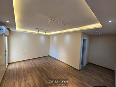 Ready finished apartment on South 90th Street in New Cairo Fifth Settlement, with a discount.