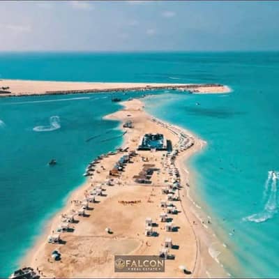 Chalet steps from the sea with a stunning view near the Ministers' Tongue in Marina 5. Installments with no interest. Marina 5 - North Coast