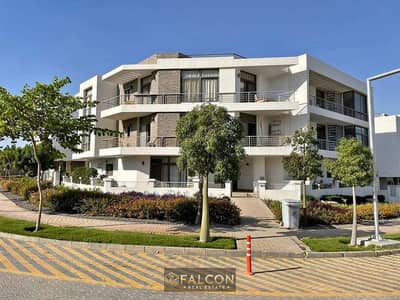 amazing Golf view apartment for sale in 12yr installment in taj on suez road next to gardenia and near police academy and cairo festival and mirage