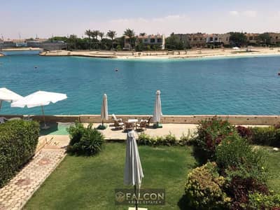 Corner chalet next to the Ministers' Tongue in Marina 5, with a stunning view, installments available, free of charge.