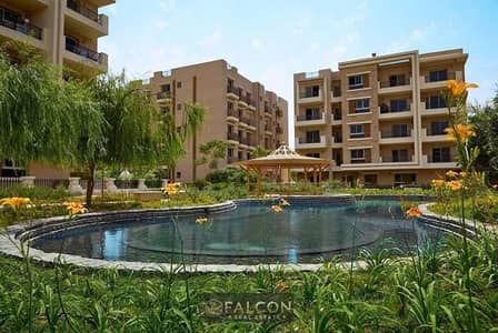 شقــة للبيــع (3غــرف+3حمــام) علــي طـريــق الســـويس بخصم 50% للكاش