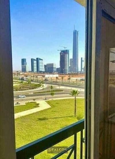 فقط في المقصد شقة للبيــع متشطبة  ( استلام فوري )  بنص الثمن   في  العاصمة الادارية