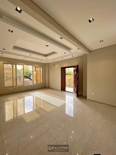 A fully finished hotel apartment in El Jar El Shorouk Compound at a special price and an exceptional location in front of Madinaty Gate 4 and near Al