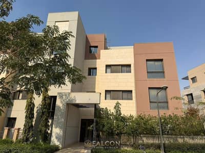 شقه 126م جاهزه للمعاينه فى ديستريكت 5 - District 5 التجمع الخامس نيو قطاميه من شركه مراكز بالقرب من شارع التسعين والدائرى وطريق السويس