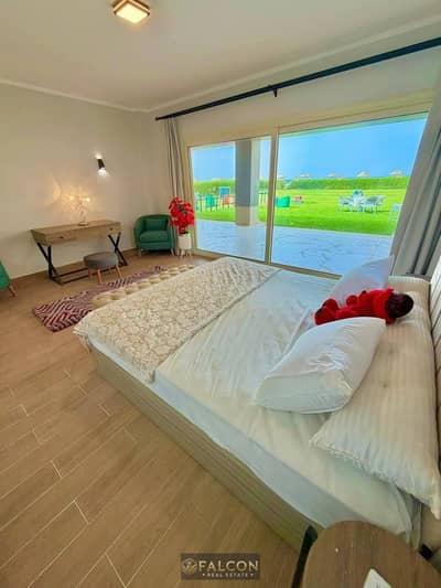 100m² chalet with a sandy beach, fully equipped (air conditioning and natural gas),for sale in Ain Sokhna on the Suez Road, near Stella Di Mare