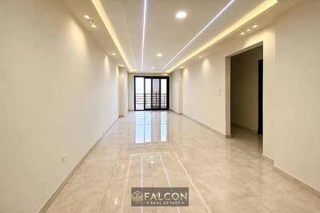Sea-facing apartment, ready for immediate occupancy, 165 sq m, for sale in the best compound in a prime location opposite gates 23 and 24 of Al Rehab