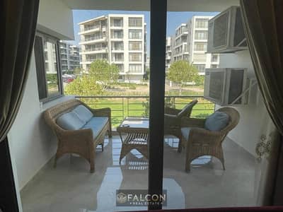 apartment Two-bedroom , opposite Cairo Airport on the Suez Road, minutes from Heliopolis, in Taj City Compound, with a 50% discount.