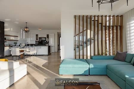 Villa for sale, ready for immediate occupancy, fully finished, in Al Burouj Compound, the largest compound in Shorouk. Villa for sale, ready for immediate occupancy, fully finished, in Al Burouj Compound, the largest compound in Shorouk.