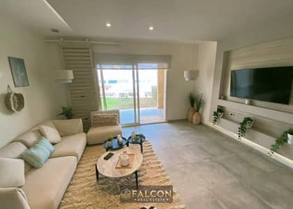 Chalet for immediate occupancy in La Vista Gardens, Ain Sokhna, 150 sq m, direct sea view, fully finished and ready for viewing