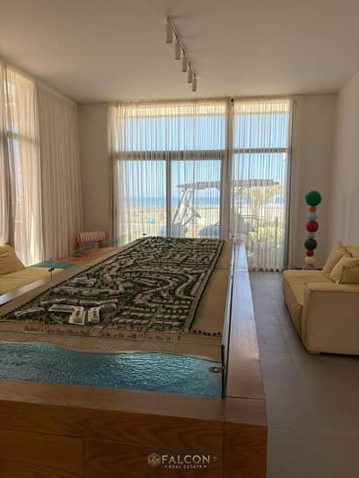 Fully finished chalet with a sea view – 35% discount at D-Bay Village.