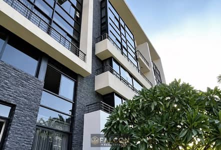 Ready-to-move-in apartment with a lagoon view and a clear sea frontage, measuring 128 square meters (2 room), for sale over 10 years in Creek Town C