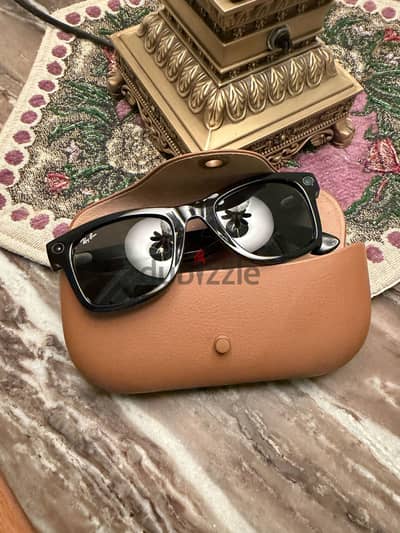 meta Ray-Ban glasses