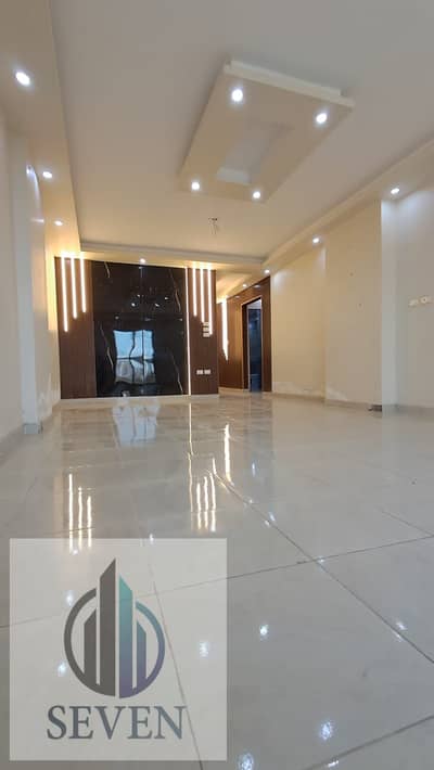 *Office for Rent, 170 sqm, licensed administrative building, Zahraa Al Maadi, prime location for big companies*