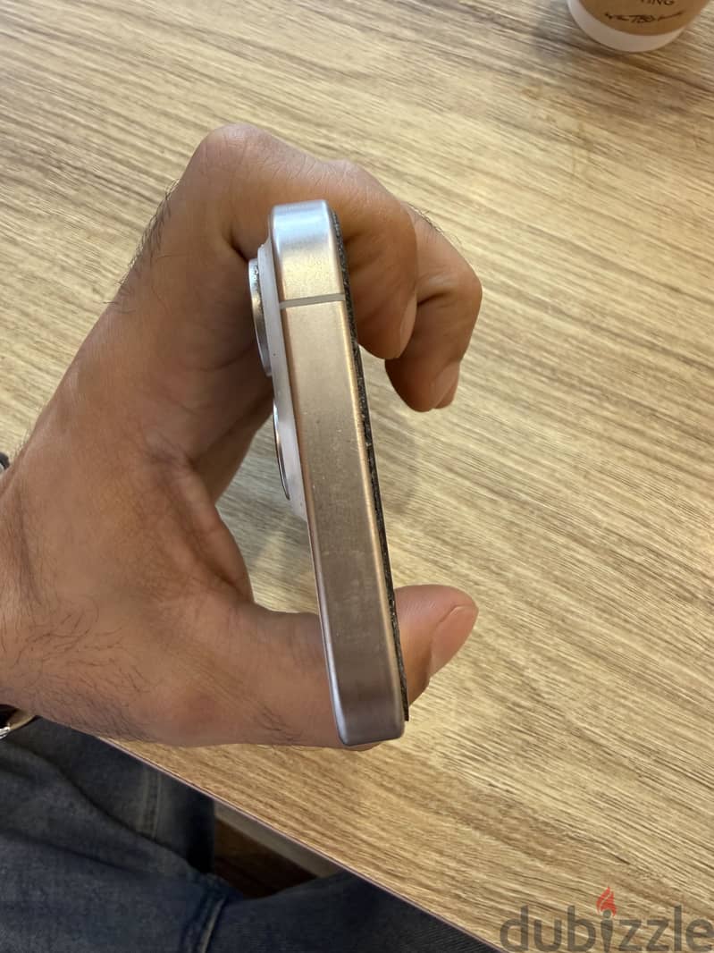 Apple - iPhone 15 Pro 7