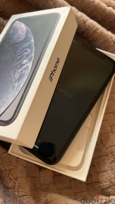 Apple - iPhone XR
