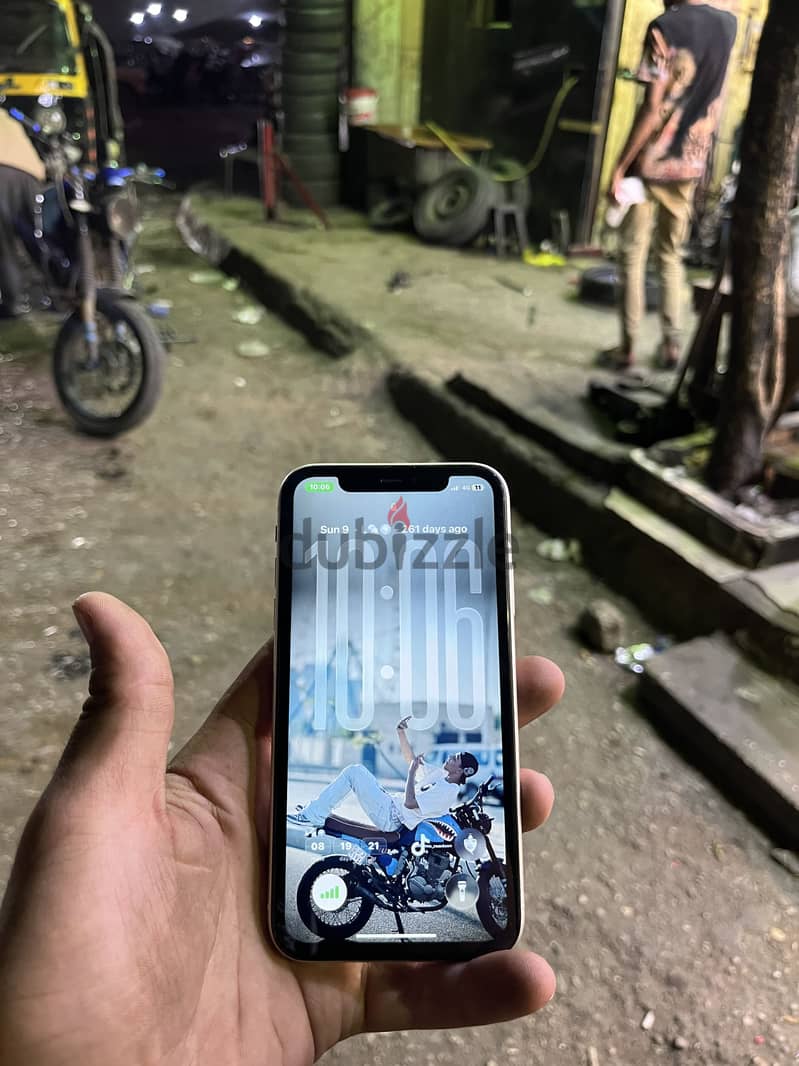 Apple - iPhone 11 2