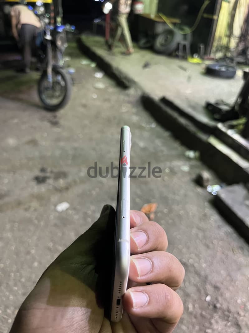 Apple - iPhone 11 3