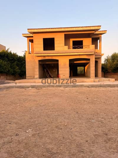 فيلا بكمبوند لؤلؤة الشروق