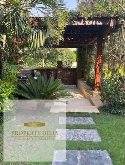 I'm in a hurry to sell this villa in the first gathering and I'll reduce its price by 8 million for a quick sale