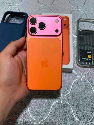 آبل - آيفون 17 برو ماكس