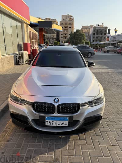 بي ام دبليو 320i 2017