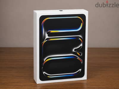 iPad Pro M5  FaceTime- 13-Inch , (512GB)Wi-Fi 6E + 5G Cellجديد متبرشم