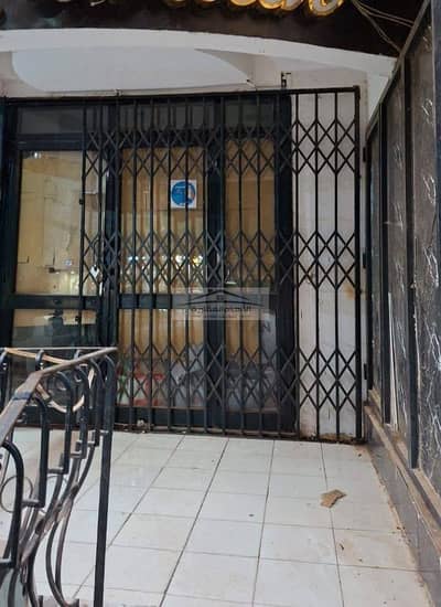 Air-conditioned shop for rent, suitable for a men's hair salon; 40 sqm area. Located in Nasr City (6th District) on a two-way street facing Child's Pa